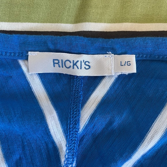 Sleeveless top EUC - Picture 5 of 5